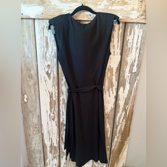 Express Black Midi Dress with shoulder pad effect size Small - Picture 4 of 5